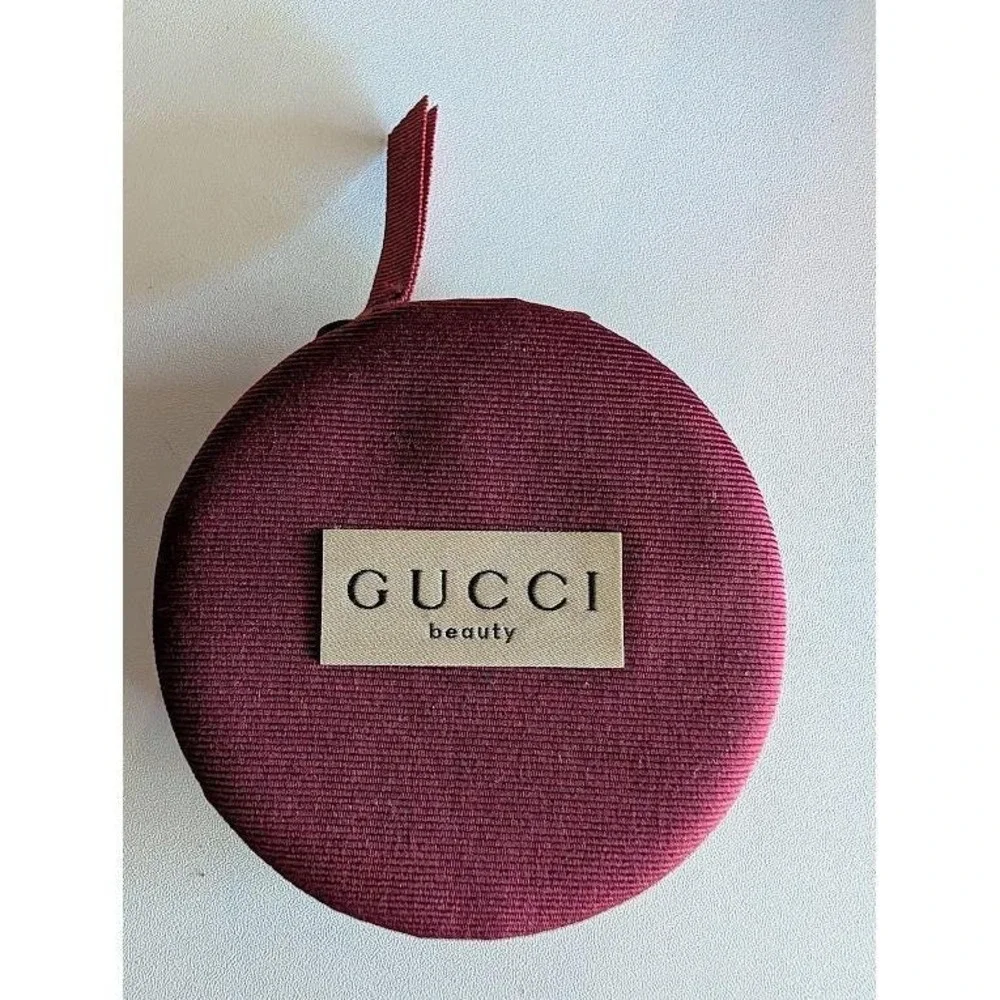 Gucci Beauty Pouch Calvin Klein Euphoria Lotion Escada Body Cream Flower Charm‎